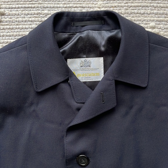 Aquascutum of London Navy Coat - Picture 8 of 13